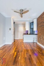 246 Mott St in New York, NY - Building Photo - Building Photo