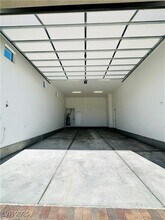 981 Woodburn Ln in Las Vegas, NV - Building Photo - Building Photo