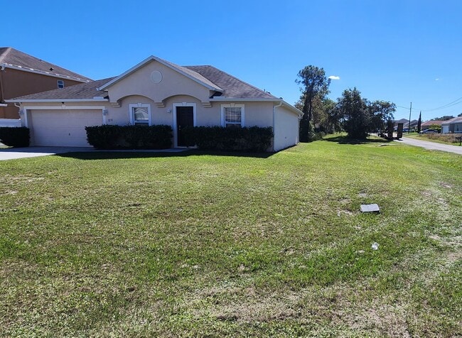 property at 1231 Apopka Ln