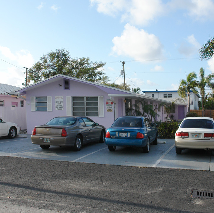 1826 Sherman St in Hollywood, FL - Building Photo