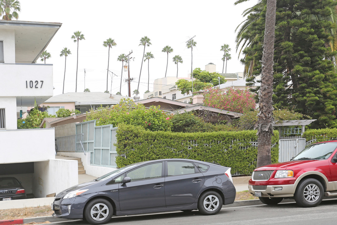 1033 4th St in Santa Monica, CA - Building Photo