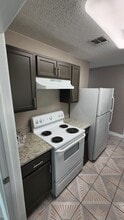 606 Crockett St in Pleasanton, TX - Building Photo - Building Photo