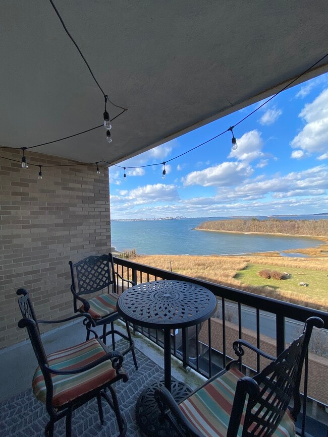 64 Broad Reach, Unit 609