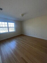 200 Woodcrest Ln in Mt Kisco, NY - Building Photo - Building Photo
