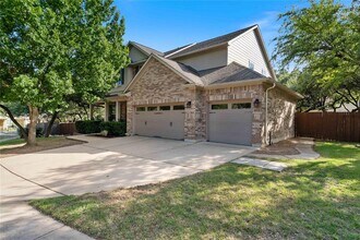 7508 Jaborandi Dr in Austin, TX - Building Photo - Building Photo