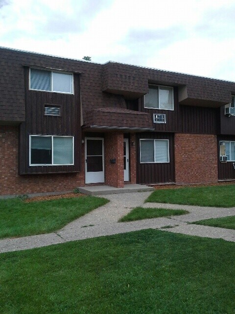 1206 26th Ave-Unit -C in Greeley, CO - Foto de edificio