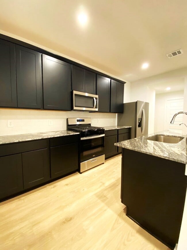 property at 1623 Fleetwood Crossing Dr