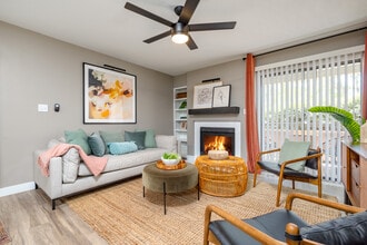 Overlook in Albuquerque, NM - Foto de edificio - Building Photo