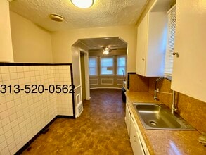 19938 Bradford Ave in Detroit, MI - Building Photo - Building Photo