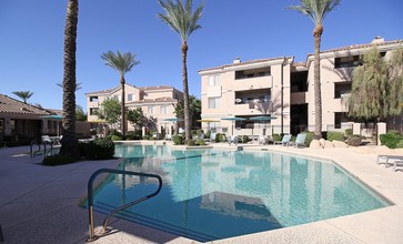 Vintage at Scottsdale in Scottsdale, AZ - Foto de edificio - Building Photo