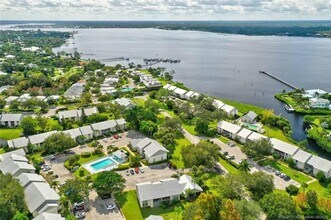 2091 NW 21st Terrace in Stuart, FL - Building Photo - Building Photo