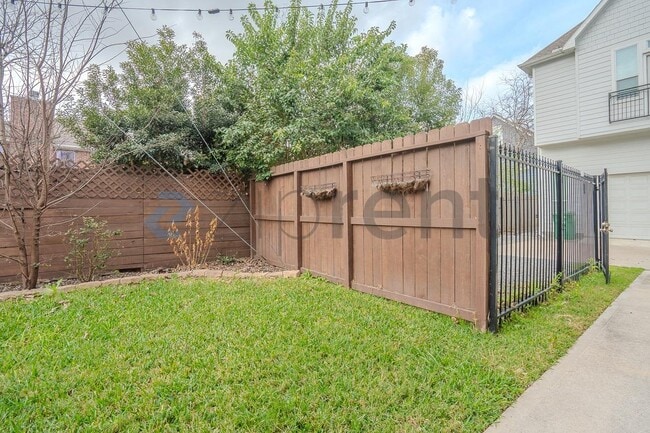 850 W 20th St in Houston, TX - Building Photo - Building Photo