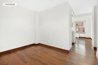 305 E 63rd St in New York, NY - Building Photo - Building Photo