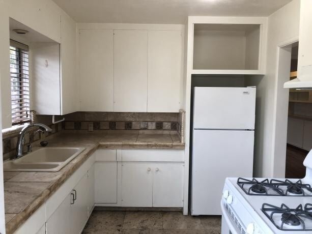 537 Trouville Ave in Grover Beach, CA - Building Photo - Building Photo