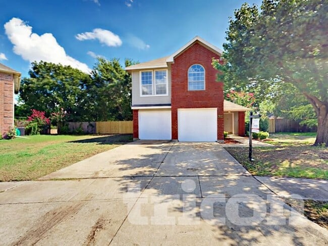 property at 900 Freshwood Ct