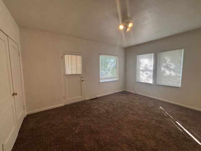528-528 E Putnam St in Pocatello, ID - Foto de edificio - Building Photo