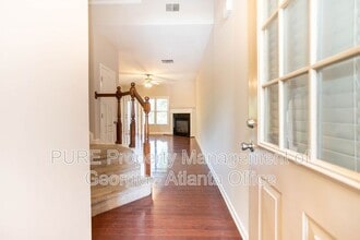5905 Oakbrook Lake Ct in Norcross, GA - Building Photo - Building Photo