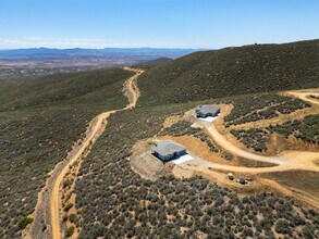 15690 E Orch Vw Rd in Dewey, AZ - Building Photo - Building Photo