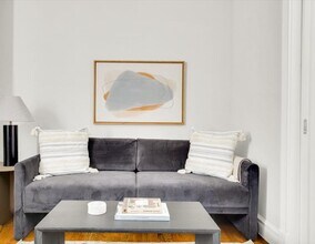 314 E 106th St in New York, NY - Building Photo - Building Photo