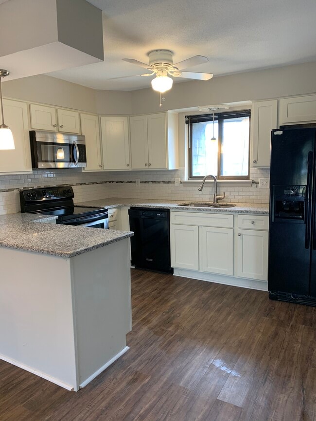 property at 23 Beekman Dr