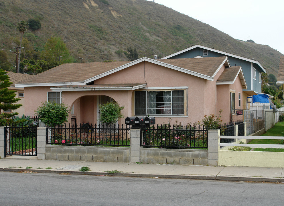 196-198 200 Kellogg St in Ventura, CA - Building Photo