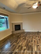 3491 Carlsbad Ln in Redding, CA - Building Photo - Building Photo