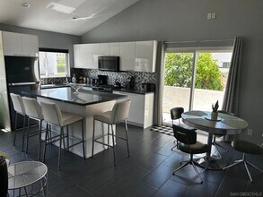 1340 S Camino Real, Unit Biltmore in Palm Springs, CA - Building Photo - Building Photo