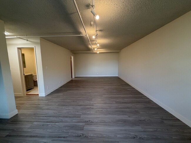 property at 4334 Fulton St