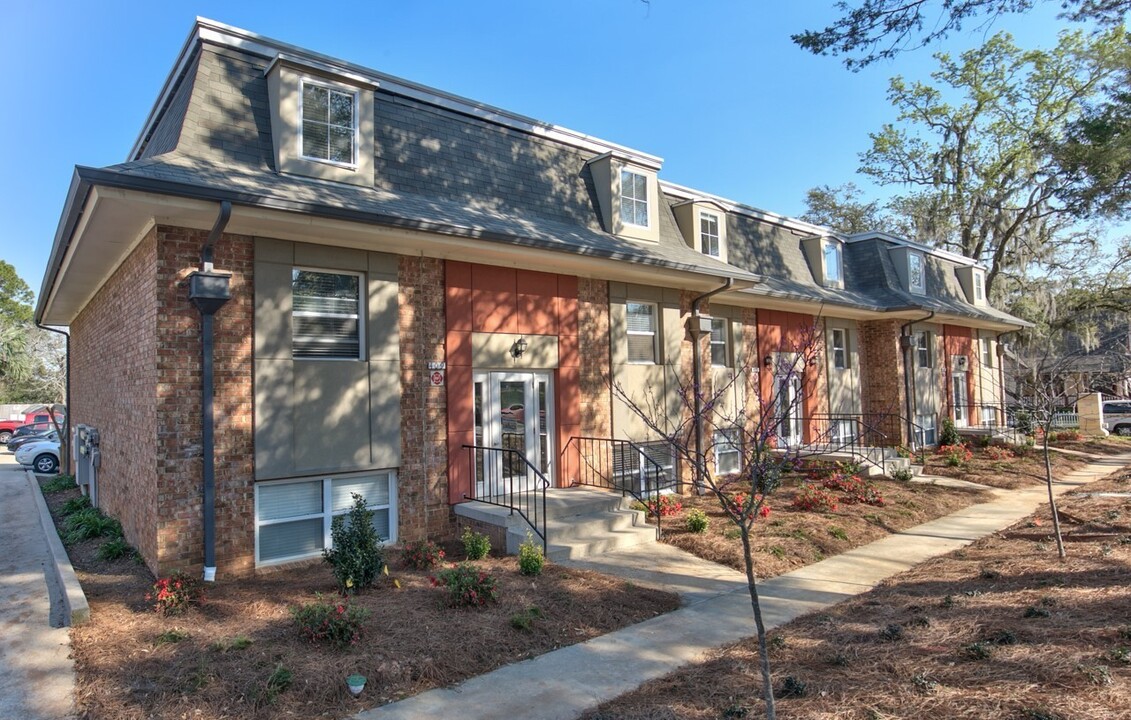 405 E Carolina St in Tallahassee, FL - Foto de edificio
