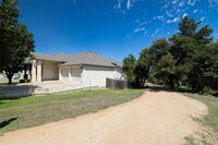 4204 Pasada Ln in Round Rock, TX - Building Photo - Building Photo