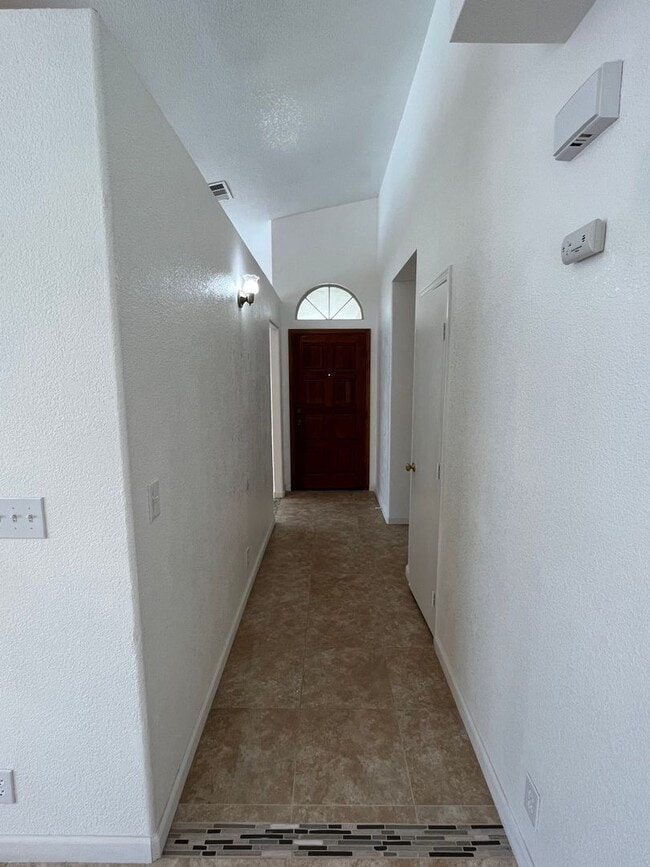 3510 E Roosevelt Ave in Visalia, CA - Building Photo - Building Photo