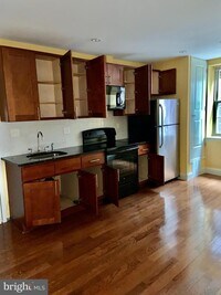 4710 Chestnut St photo'