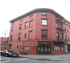 1 Perry St in New York, NY - Building Photo
