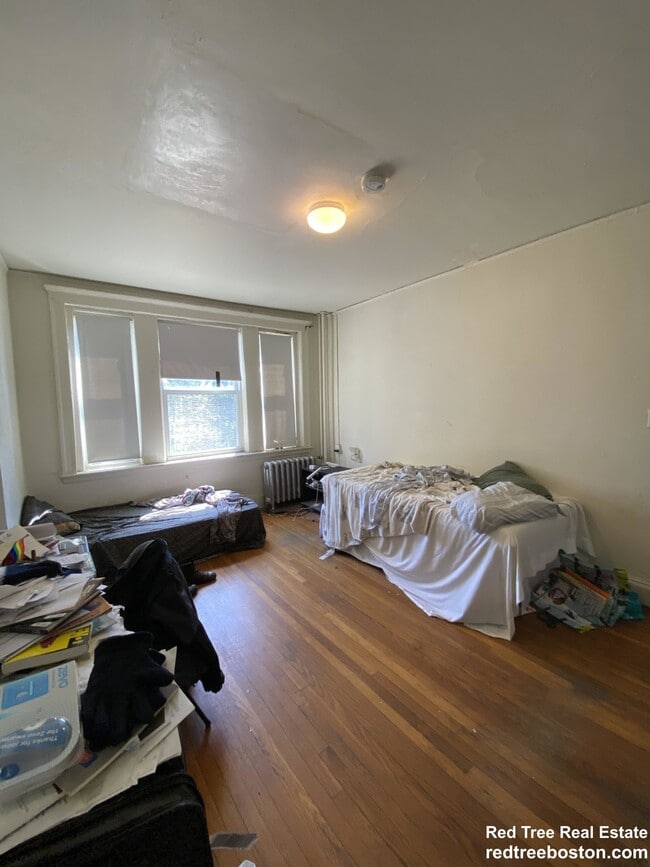 property at 1167 Boylston St