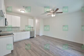 2034 Brookes St in Fort Worth, TX - Building Photo - Building Photo