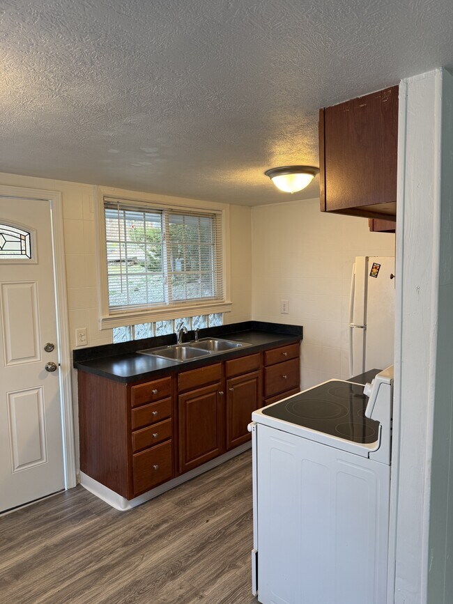 421 Wrico St in Akron, OH - Building Photo - Building Photo