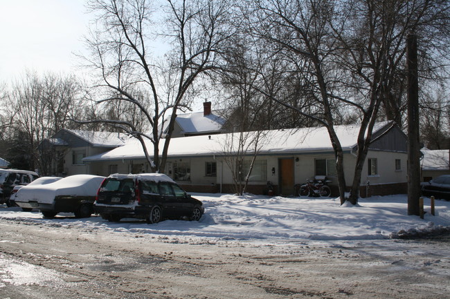 111 E Plum St in Fort Collins, CO - Foto de edificio - Building Photo