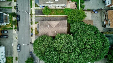 15 Radcliffe Ave in Providence, RI - Building Photo - Building Photo