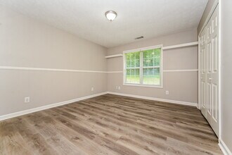 452 Grove Hill Dr in Stockbridge, GA - Building Photo - Building Photo