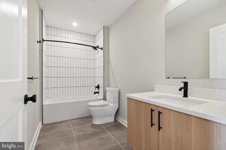 308 W Chelten Ave-Unit -312 in Philadelphia, PA - Building Photo - Building Photo