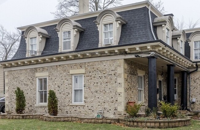 363 Prairie St-Unit -1 in Elgin, IL - Building Photo - Building Photo