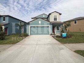 5102 Brickwood Rise Dr in Wimauma, FL - Building Photo