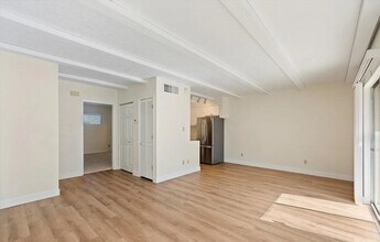 1014 E Osborn Rd in Phoenix, AZ - Building Photo - Building Photo