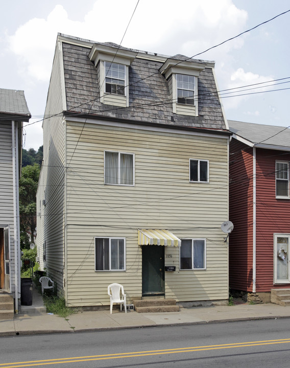 1856 Main St in Sharpsburg, PA - Building Photo