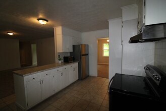 4719 Old Knoxville Hwy in Rockford, TN - Building Photo - Building Photo