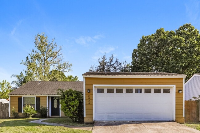 3824 Tree Lake Dr