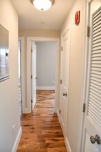 155 Chelsea St, Unit #2 in Boston, MA - Building Photo - Building Photo