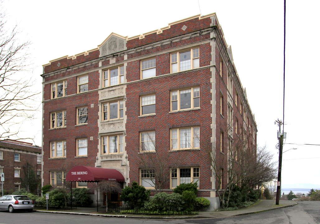 The Bering Condominium in Seattle, WA - Building Photo