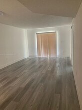 6060 W 21st Ct-Unit -208 in Hialeah, FL - Building Photo - Building Photo