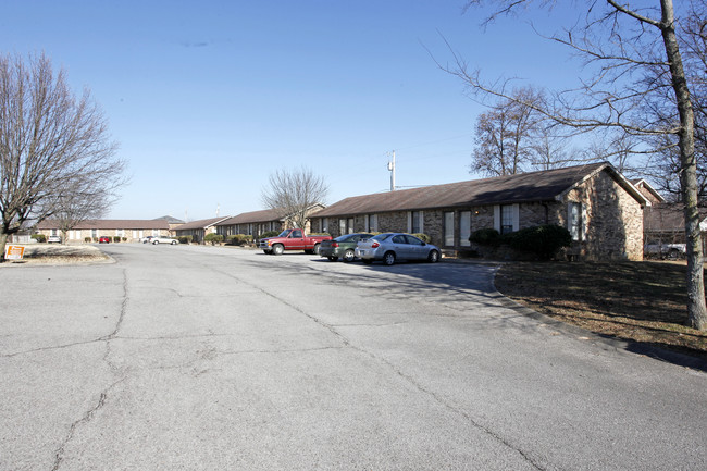 Countryside Apartments in Lebanon, TN - Building Photo - Building Photo